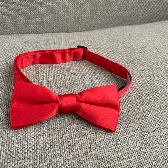 Red Bow Tie Mens One Size - Picture 1 of 5